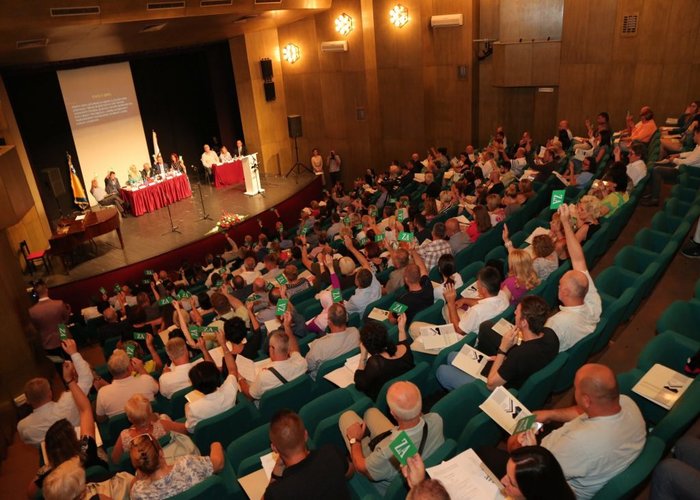 Pročitajte više o članku 2.REDOVNA SJEDNICA SKUPŠTINE BKC USVOJILA IZVJEŠTAJE ZA 2020.GODINU I PLANOVE ZA 2021.GODINU