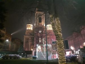 Pročitajte više o članku Честитка православним вјерницима за Божић!